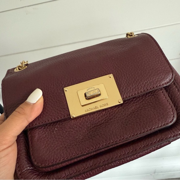 Michael Kors Pebbled leather Burgundy Chain Strap flap Bag - Picture 7 of 7